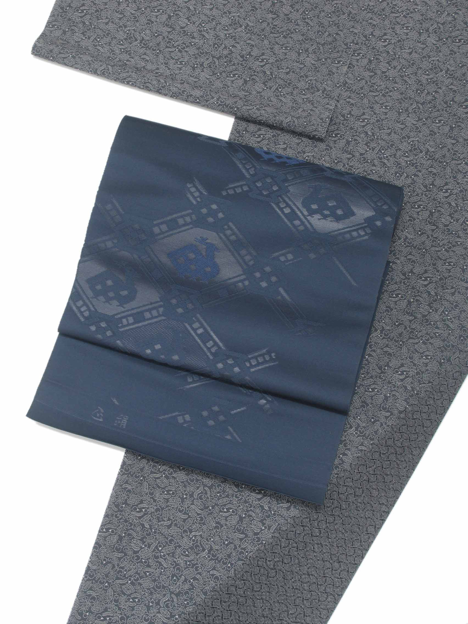 北斎小紋（両面染め：舛花色（ますはないろ：青鼠）：葛飾北斎：一藤二鷹三茄と流万字）