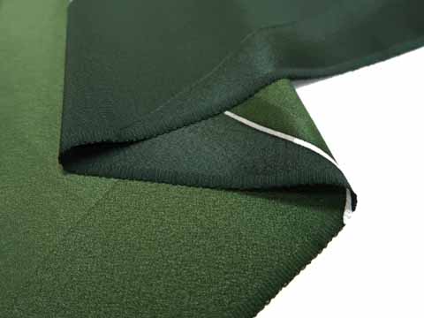 紋意匠縮緬（絹100% 39cm×13.2m）裏表の拡大図