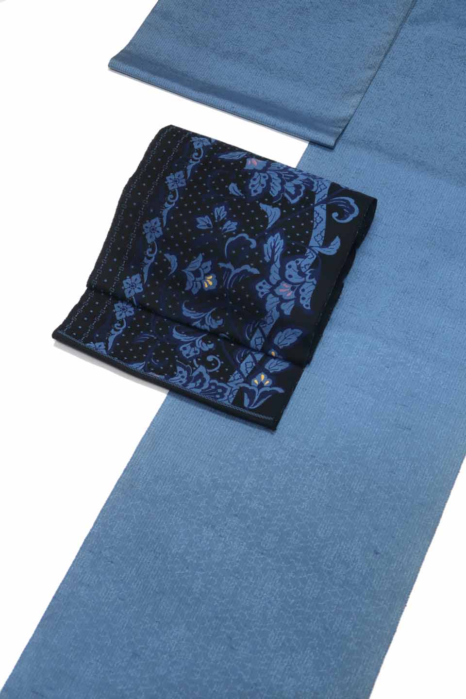 紬（米沢紬：鉄納戸：細微縞）