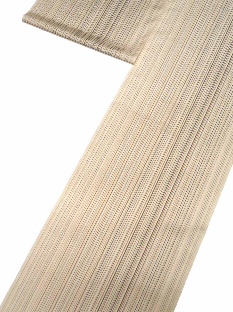 越後紬（十日町織物：白磁色：矢鱈縞）