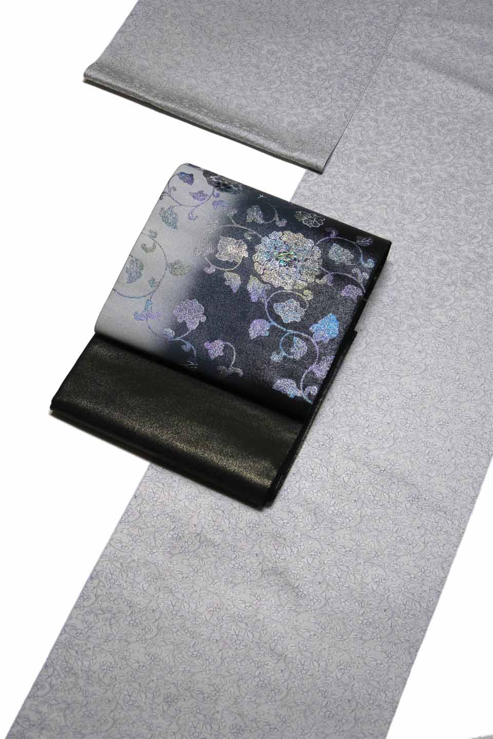 御召縮緬（西陣織正絹washable：銀鼠：唐草文）