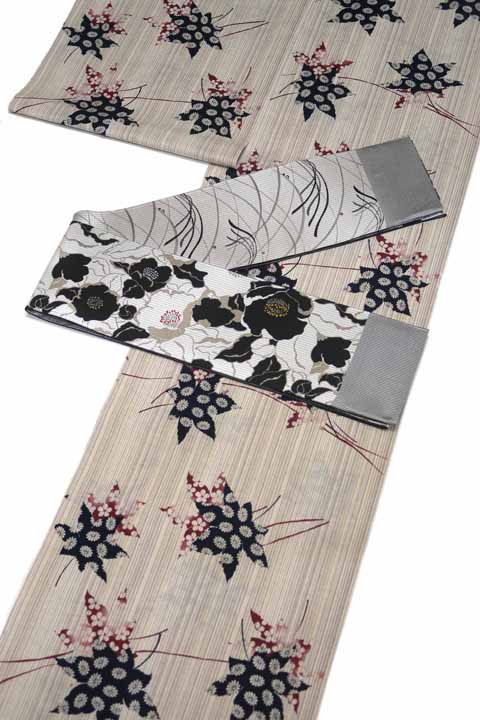 浴衣（桜楓菊文）に合わせる帯