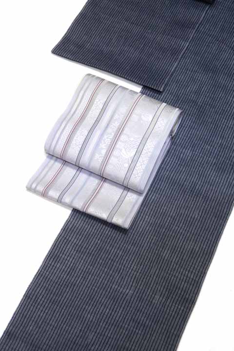 近江縮みに合わせる帯