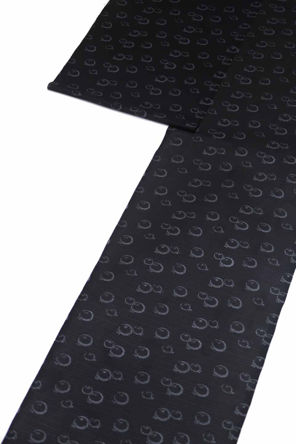 夏大島（本場染め大島：漆黒：重ね万寿菊）