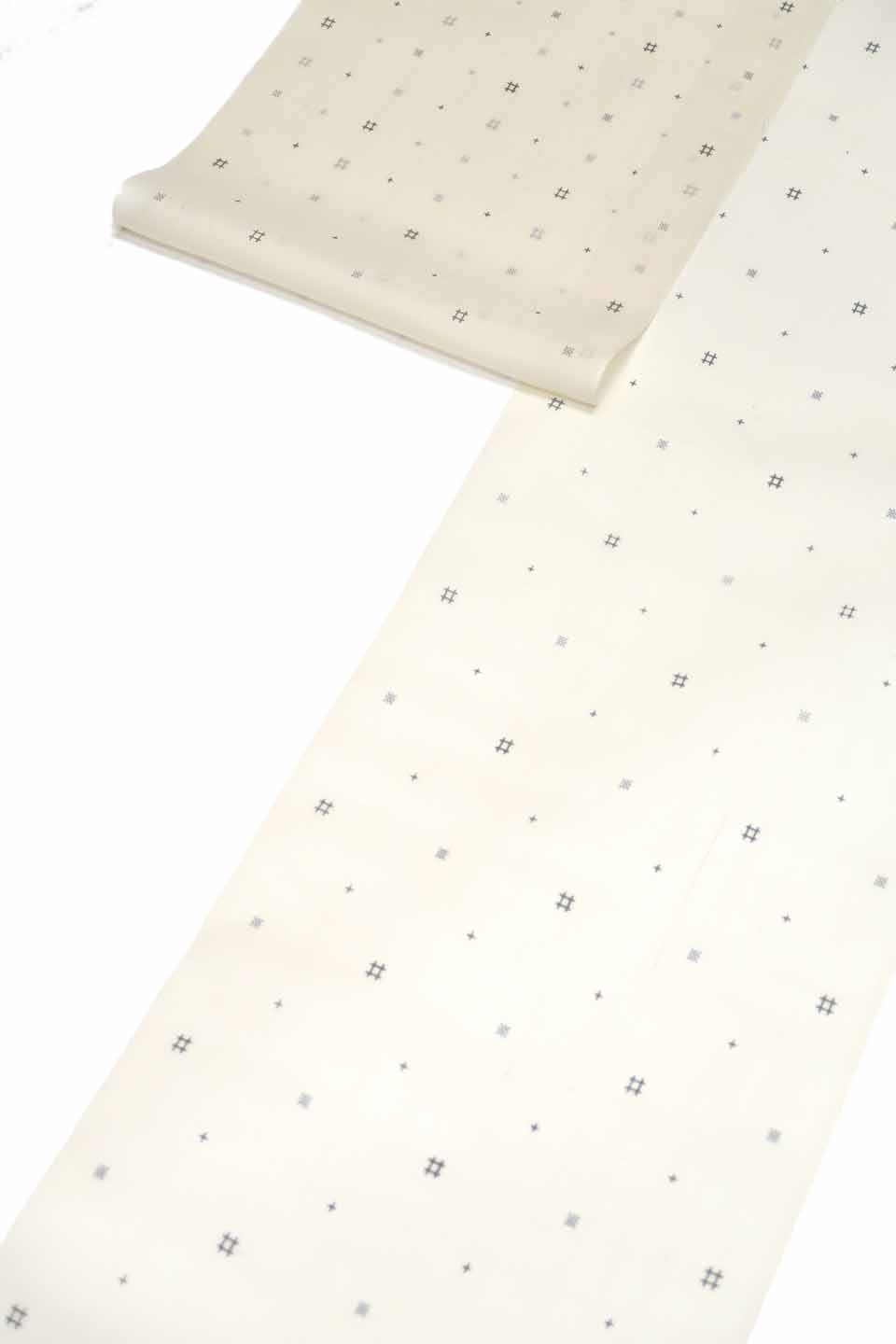 夏芭蕉（絹芭蕉：生成り：十字井絣）